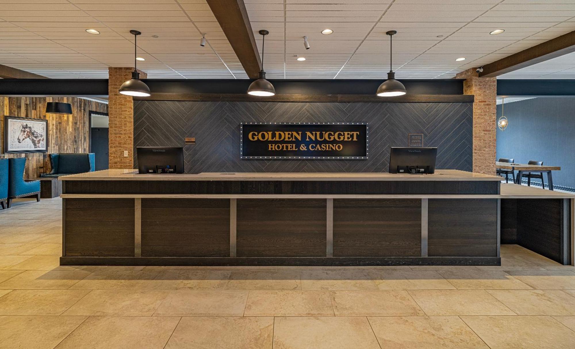 Golden Nugget Standard King